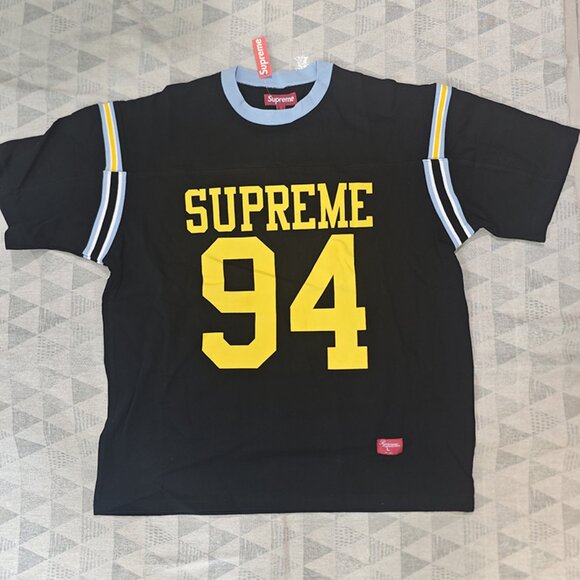 Supreme Men's Black Short-Sleeve Shirt - Picture 1 of 6